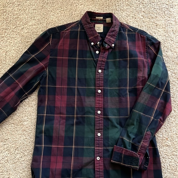 Fitted Button Down - Picture 6 of 7